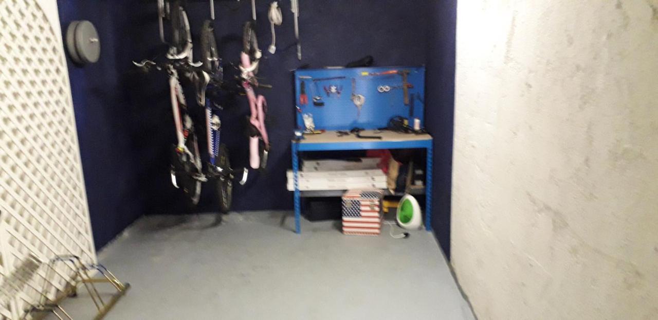 Bike House "Silver" سيرياته المظهر الخارجي الصورة